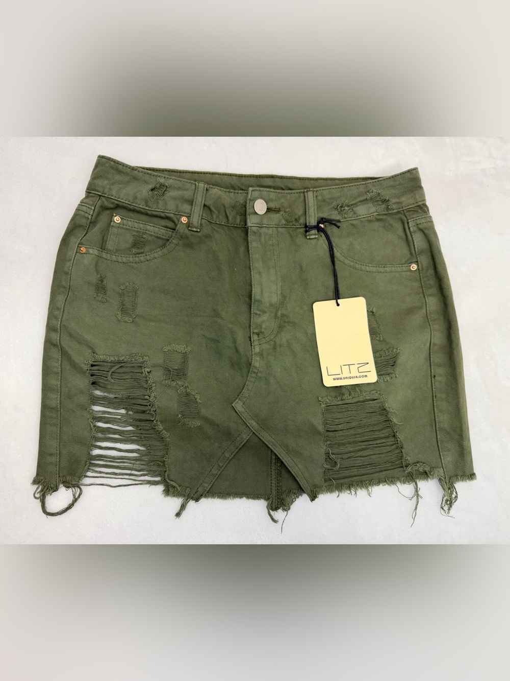 NWT LITZ Women Olive Green Distressed Denim Mini Skirt Size M Ripped Frayed Hem